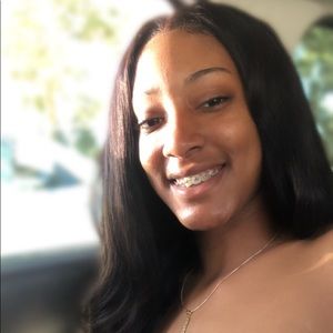 Meet your Posher, Shantajah